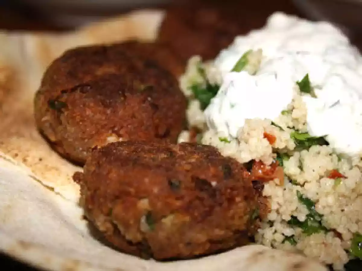 Falafel cu cuscus si sos de iaurt - poza 2