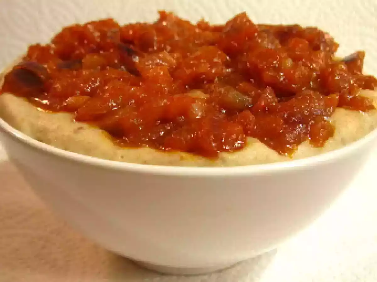 Fasole batuta, naut si usturoi copt