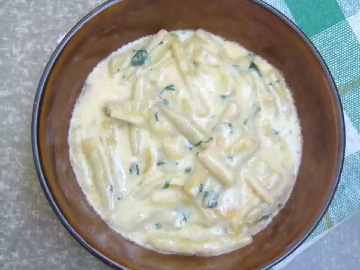 Fasole galbena pastai cu smantana - poza 2