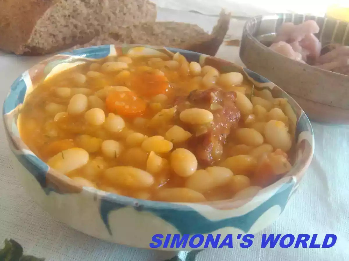 Fasole scazuta cu afumatura - poza 3