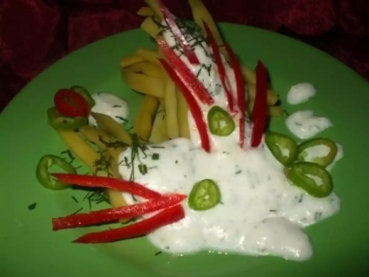 Fasole verde cu sos de usturoi - poza 2