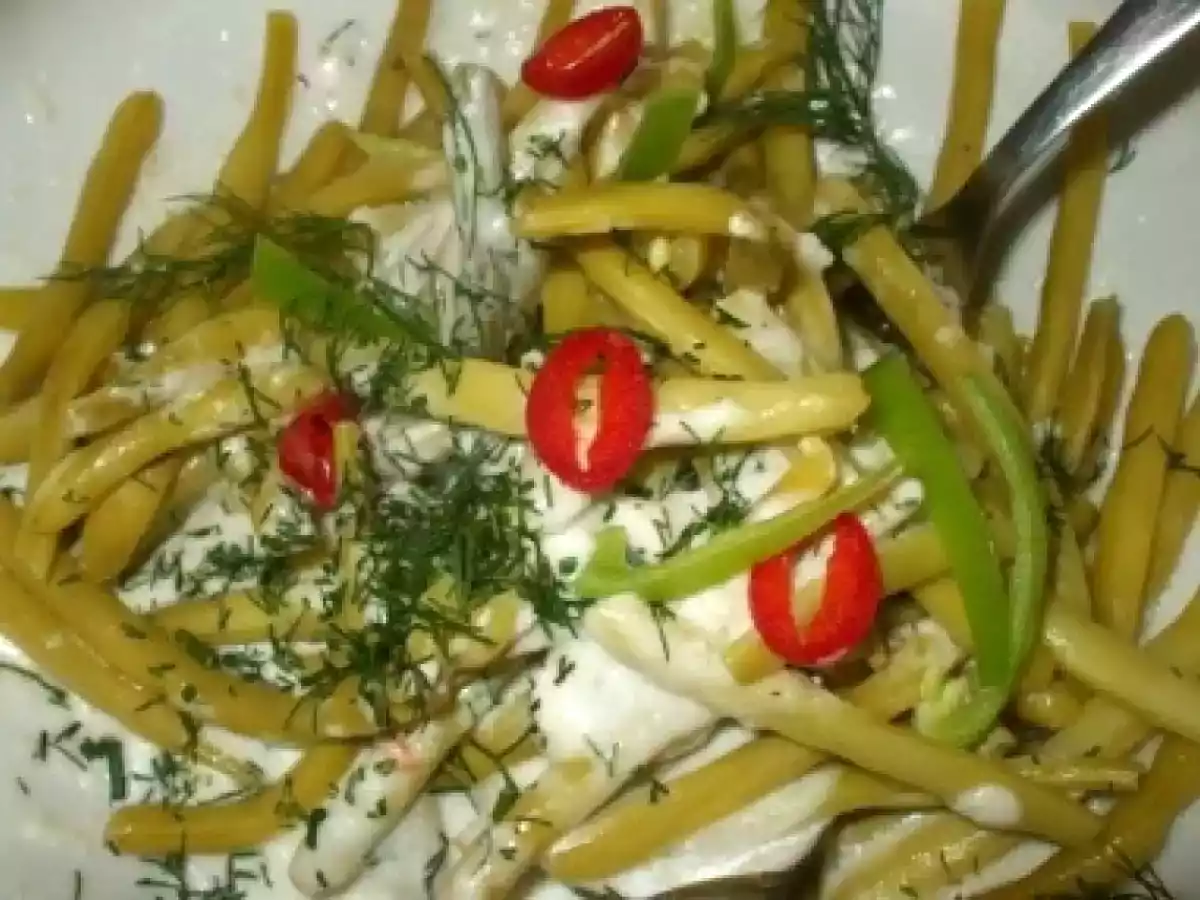 Fasole verde cu sos de usturoi