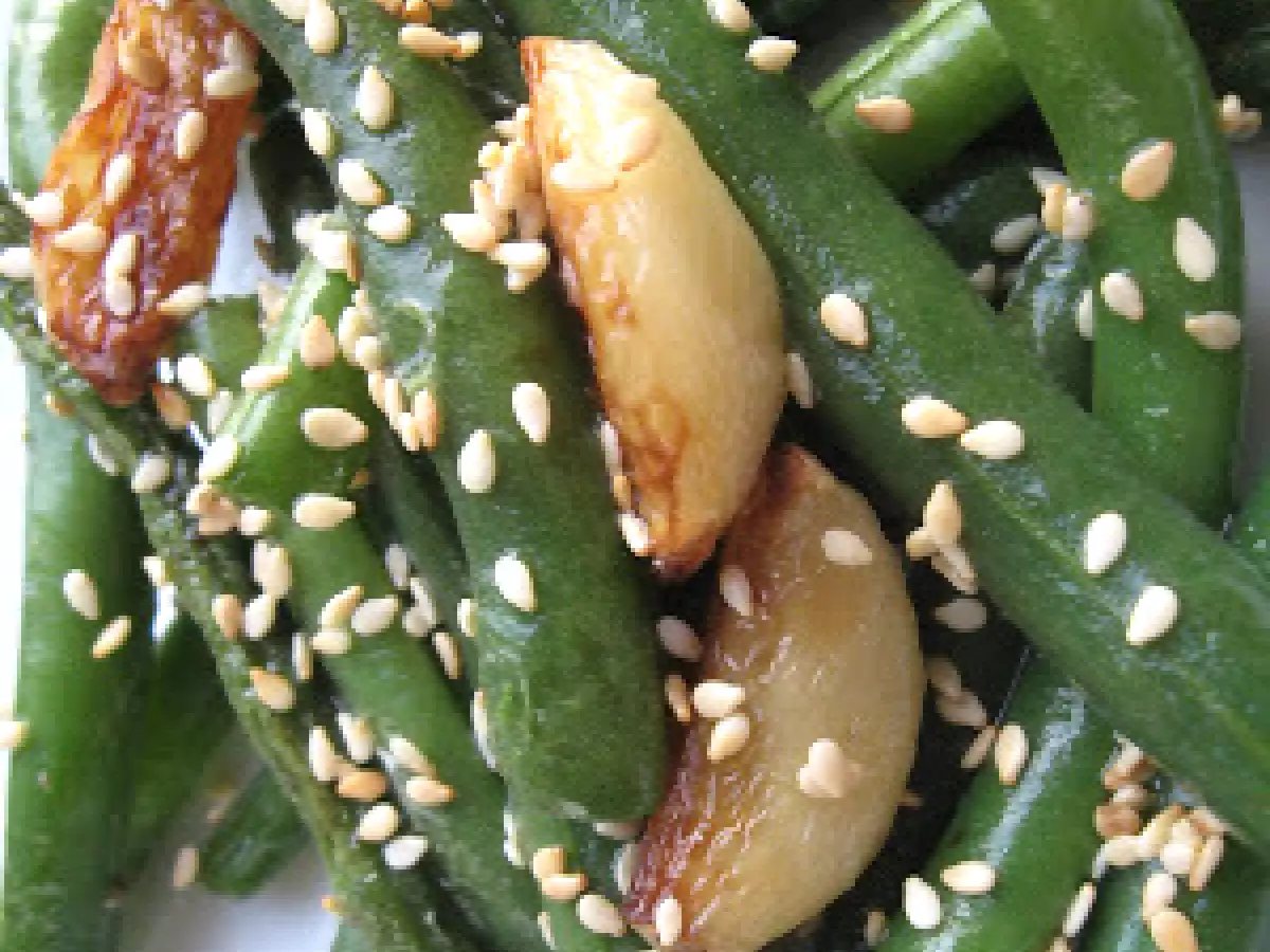 Fasole verde si usturoi in doua feluri - poza 2