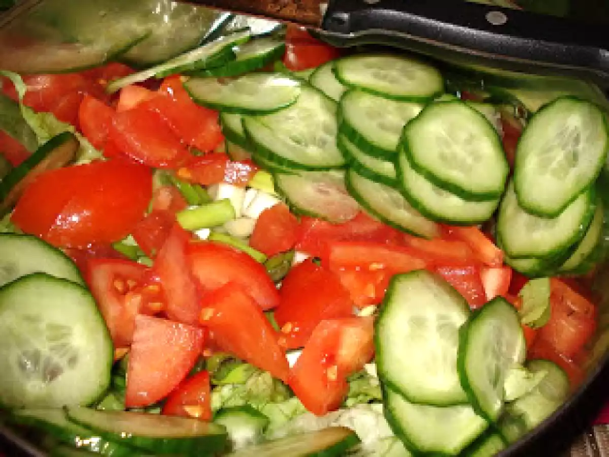 Fattoush: salata perfecta langa o friptura de miel! - poza 2