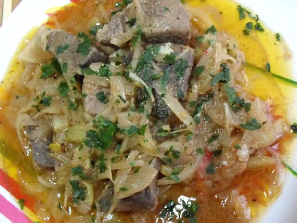 Ficat de vita cu ceapa