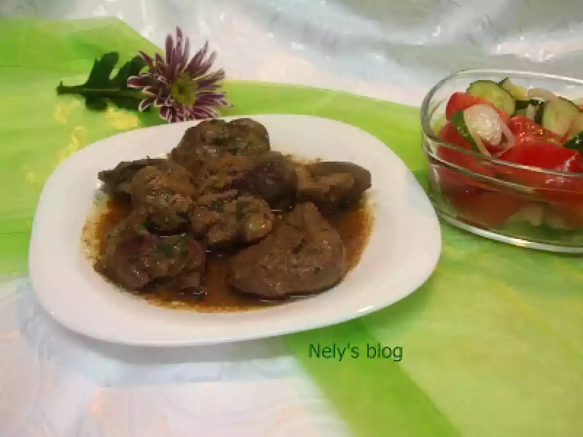 FICATEI DE PUI CU USTUROI