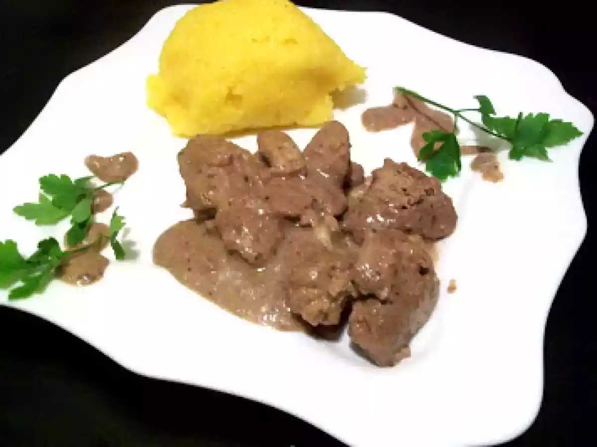 Ficatei de pui la tigaie