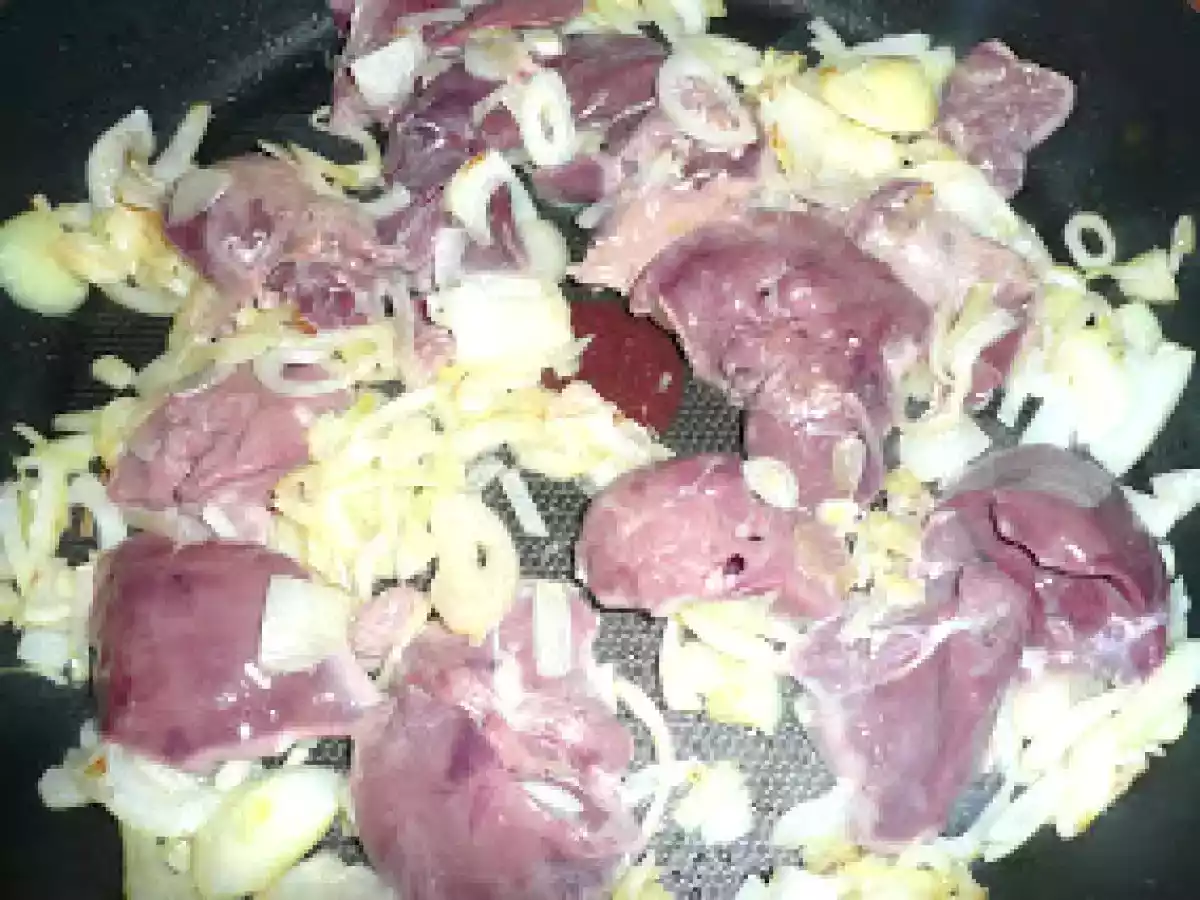 Ficatei la tigaie cu busuioc - poza 3