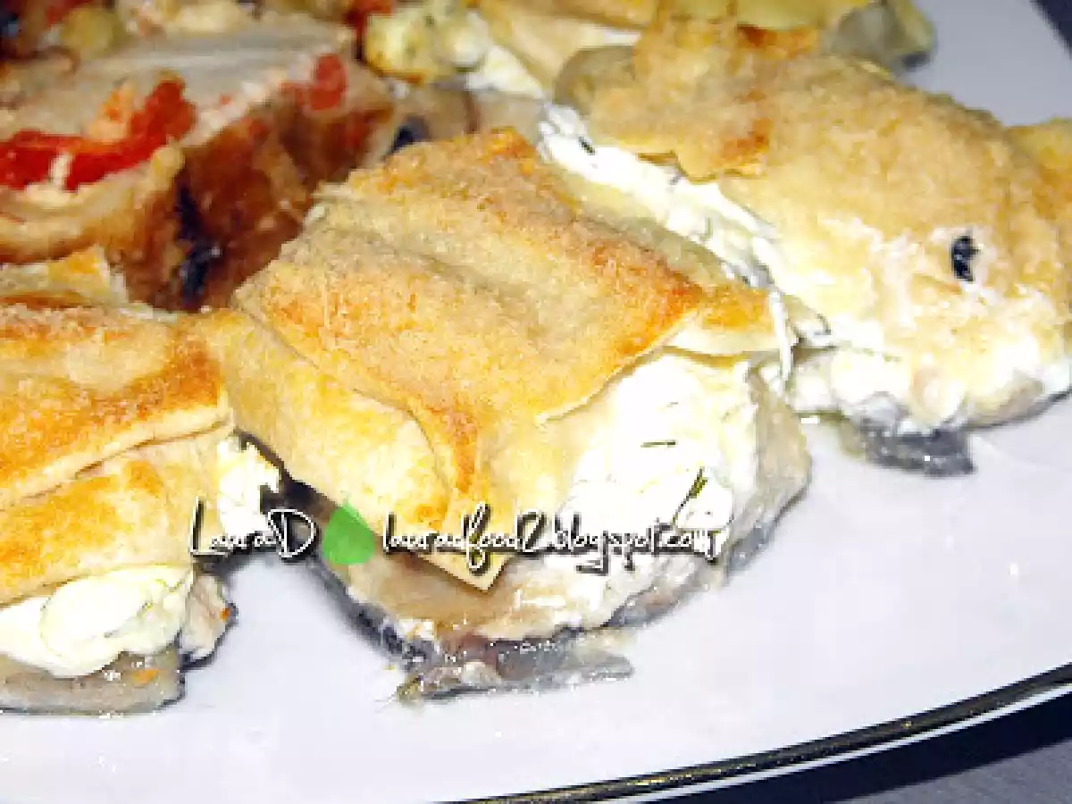 File de somn acoperit cu crema de branza si foite crocante - poza 2