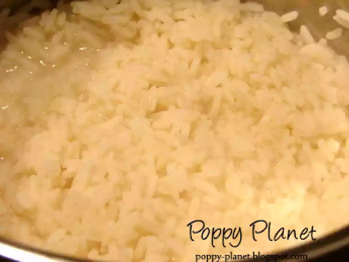 File de somon la tigaie cu orez si sos de ciuperci - poza 2