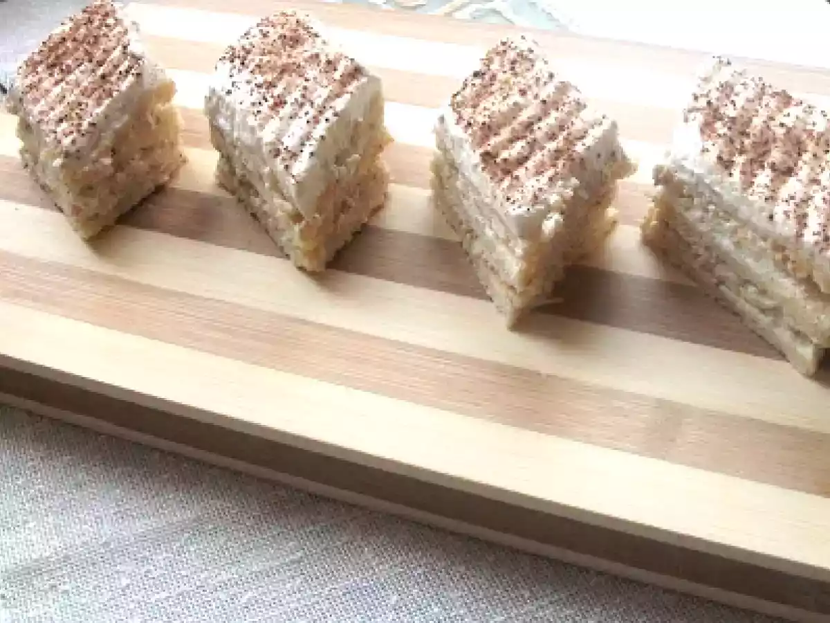 Foi cu frisca si nuca