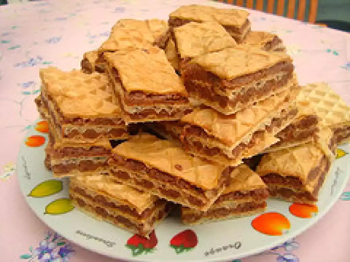 Foi de napolitana umplute cu nuca - poza 2