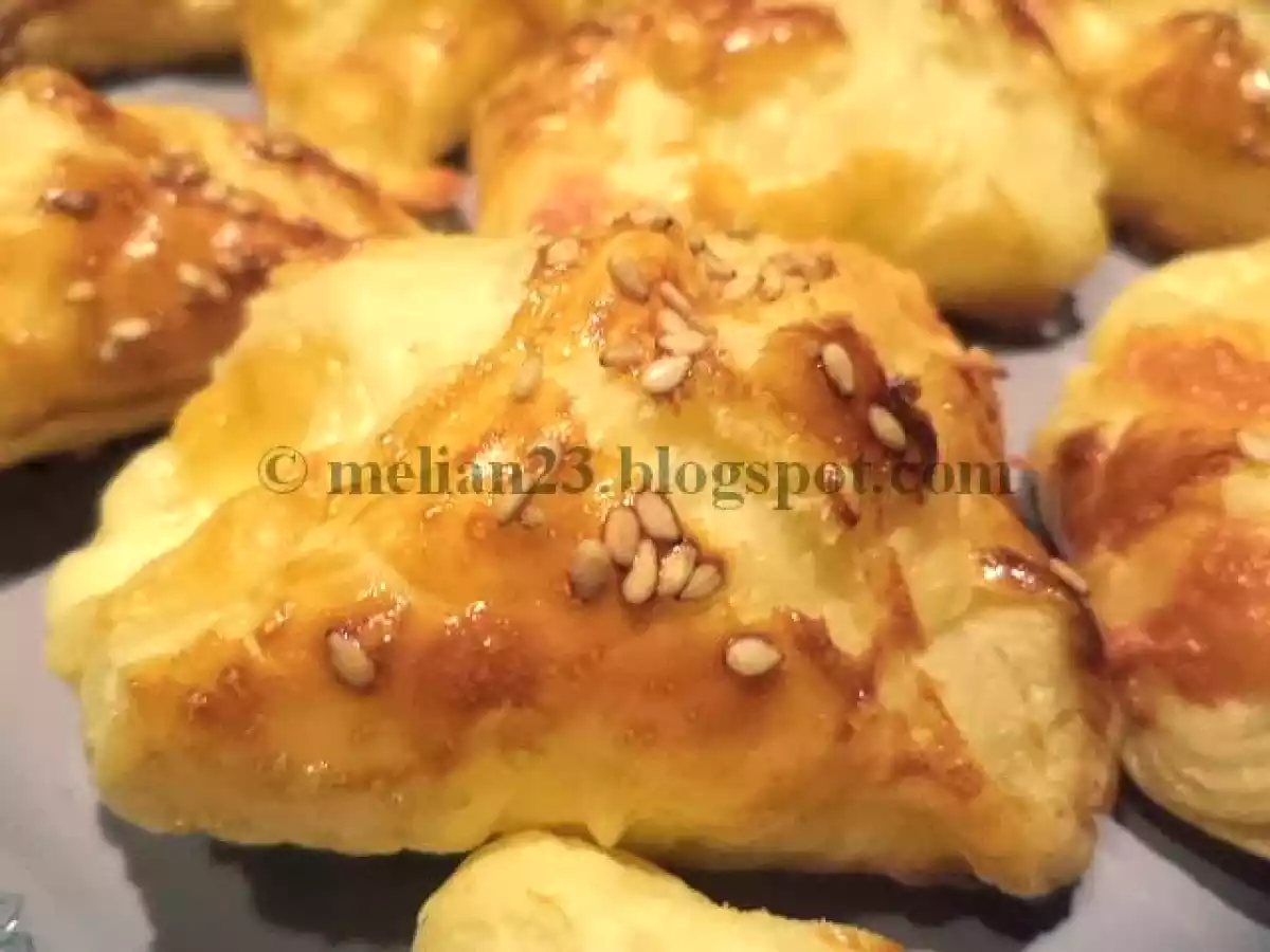 Foietaj cu cascaval si bacon - poza 5