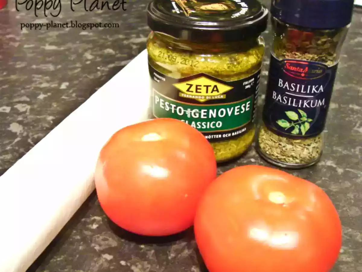 Foietaj cu pesto si rosii - poza 2