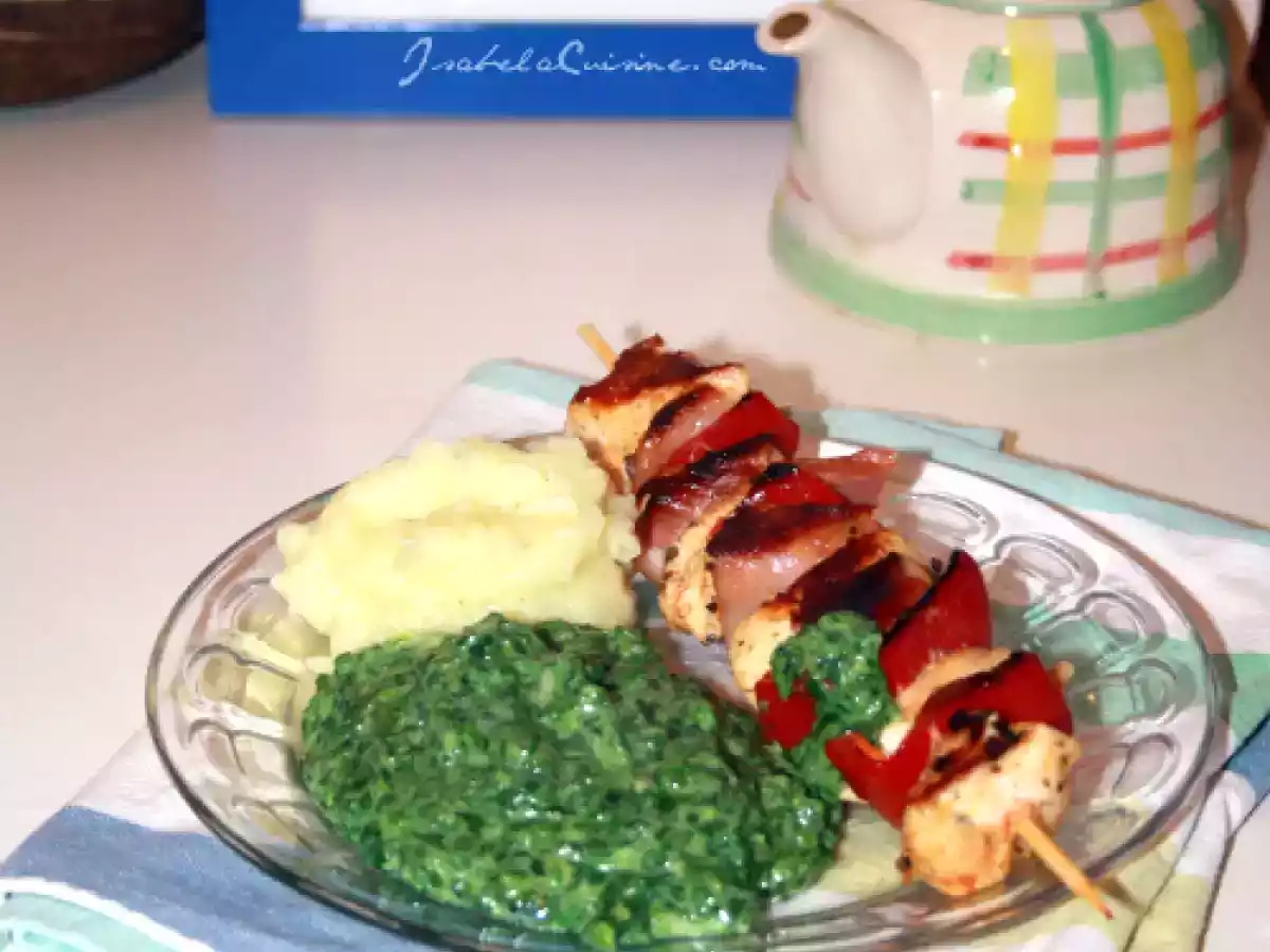 Frigarui de pui cu piure de spanac