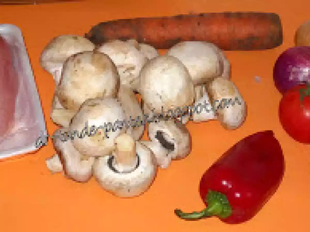 Frigarui de pui gatit la steamer cu sos de legume - poza 2