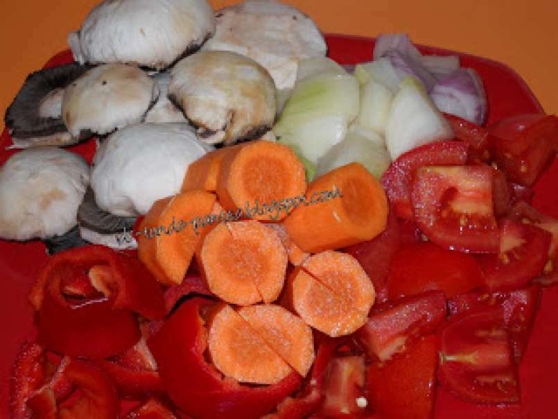 Frigarui de pui gatit la steamer cu sos de legume - poza 4