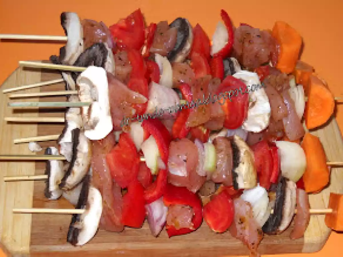 Frigarui de pui gatit la steamer cu sos de legume - poza 5