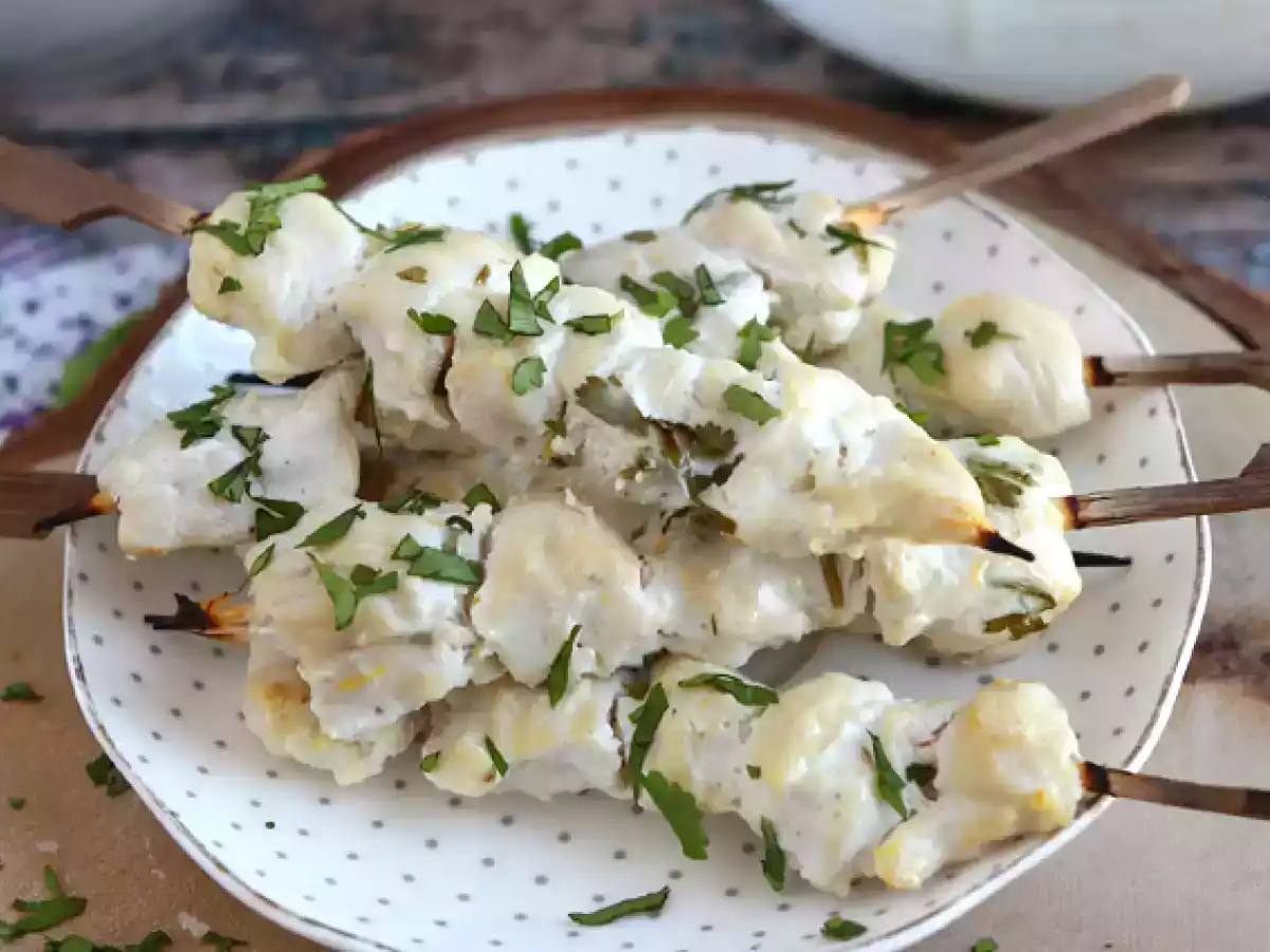 Frigarui de pui marinate intr-un sos de iaurt si lamaie - poza 3