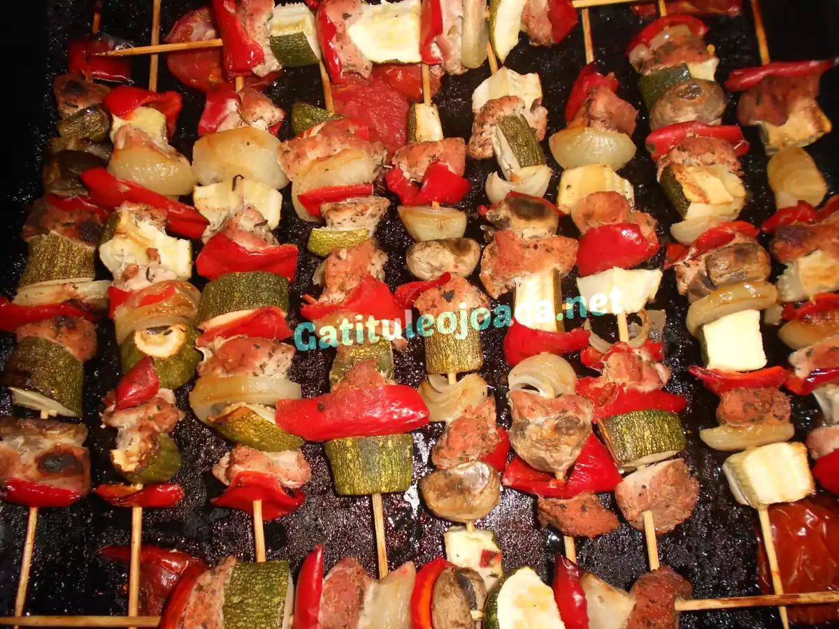 Frigarui din legume si carne de porc - poza 2