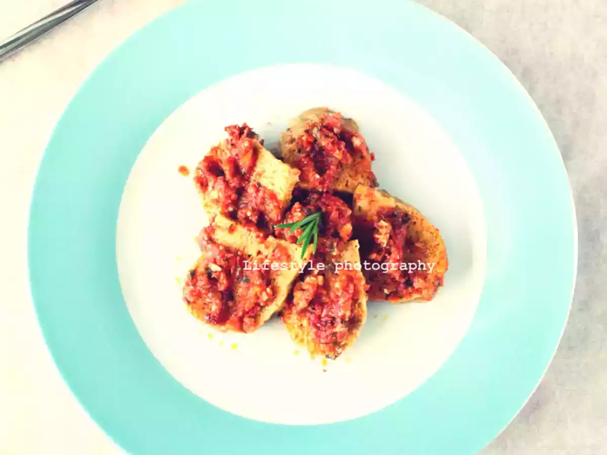 Friptura de gluten cu sos de rosii