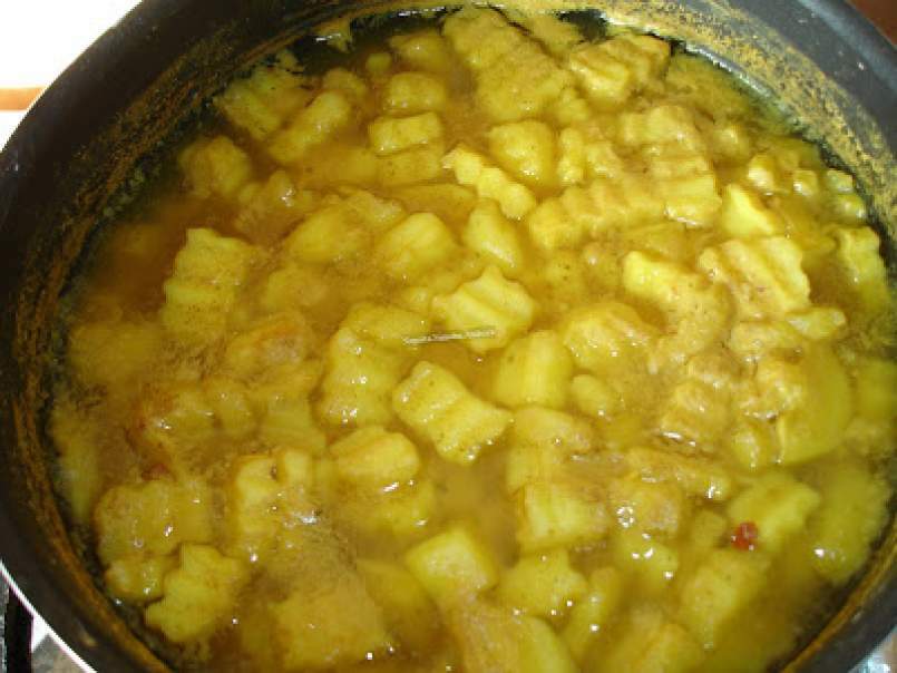 Friptura de porc cu cartofi curry - poza 2