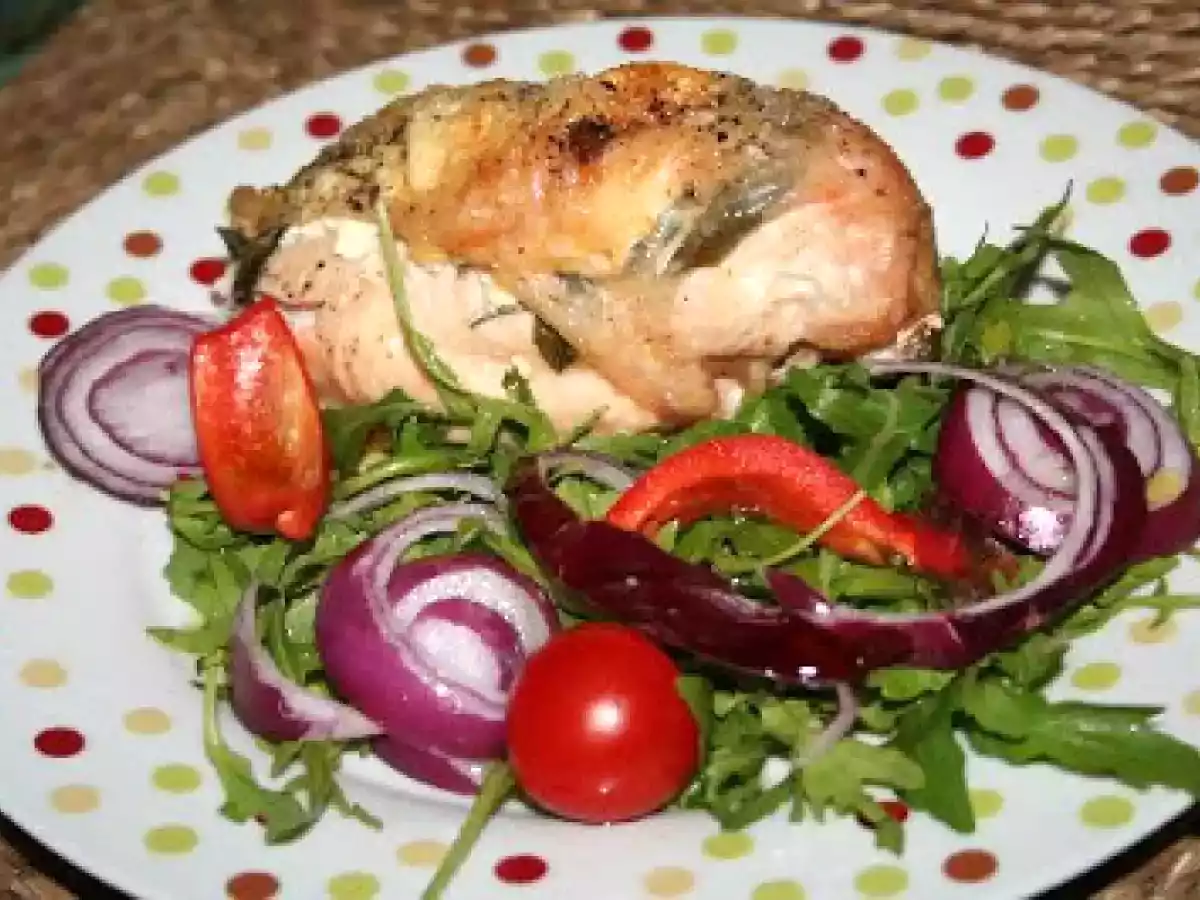 Friptura de pui cu busuioc si branza de capra - poza 2