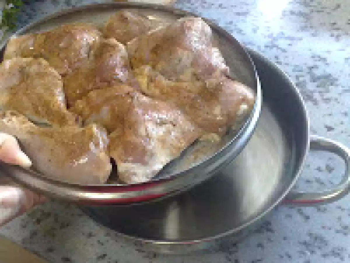 Friptura din pulpe de pui la capac - poza 3