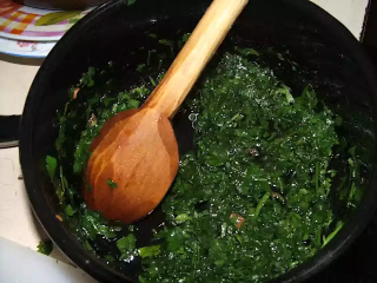 Friptura Innabusita In Sos De Patrunjel - poza 3