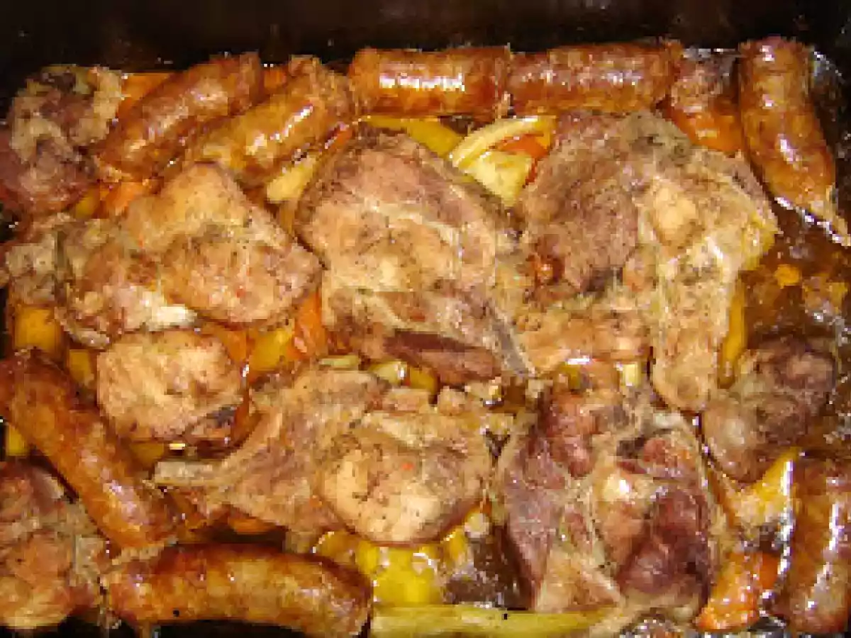 Friptura pe pat de legume