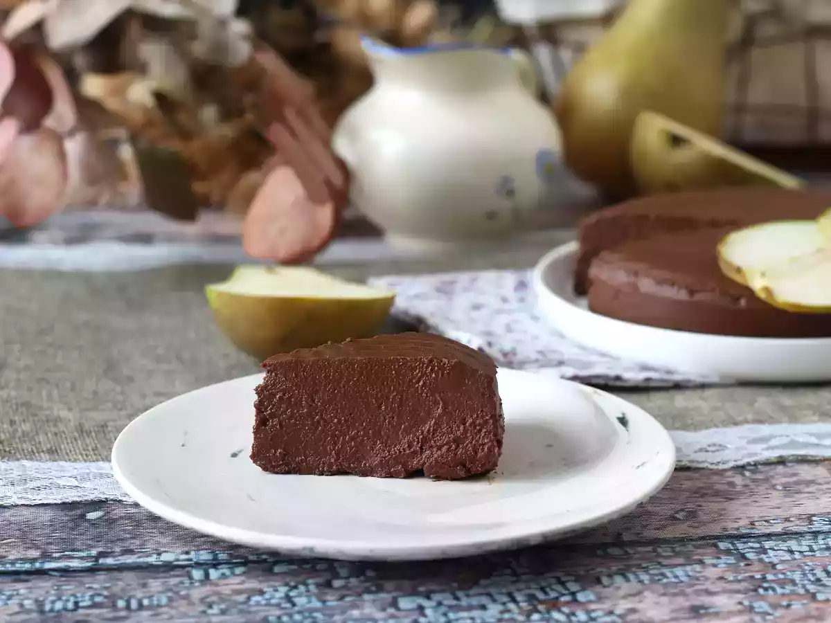 Fudge cu pere și ciocolată - desertul foarte ușor de făcut cu doar 2 ingrediente! - poza 5