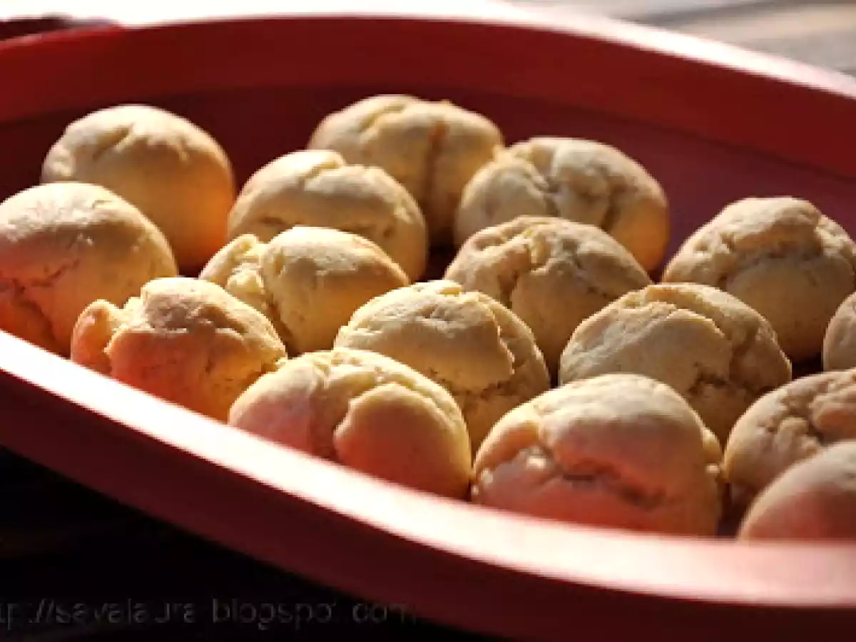 Fursecuri arabesti cu nuca de cocos - poza 3