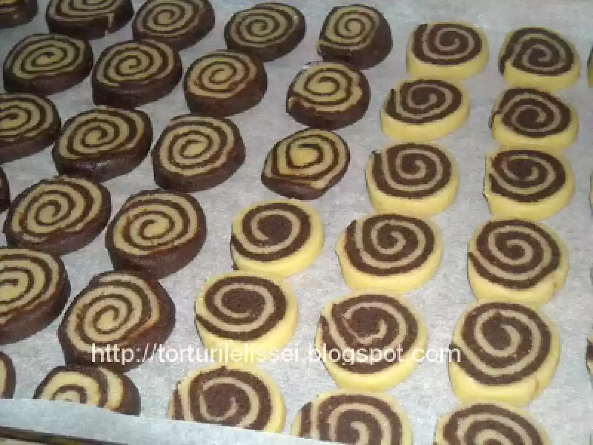 Fursecuri bicolore - poza 3