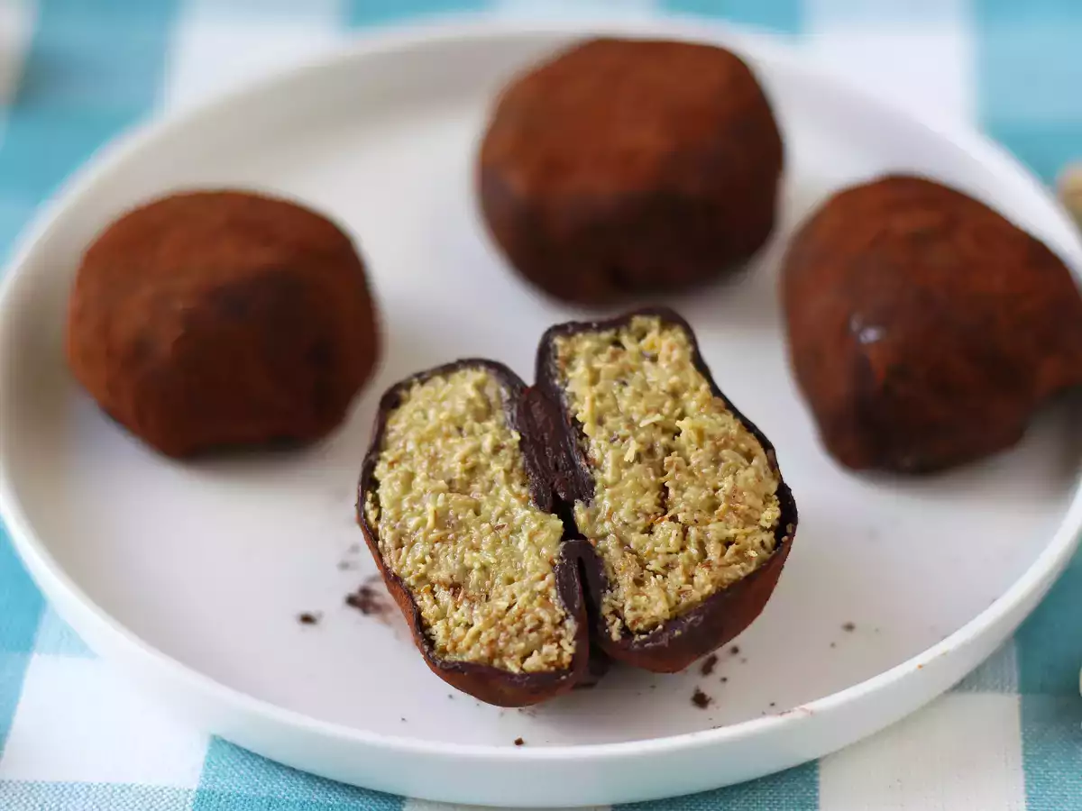 Fursecuri cu brânză tip Dubai, rețeta virală pentru mochis cu umplutură de fistic și kataif - poza 5