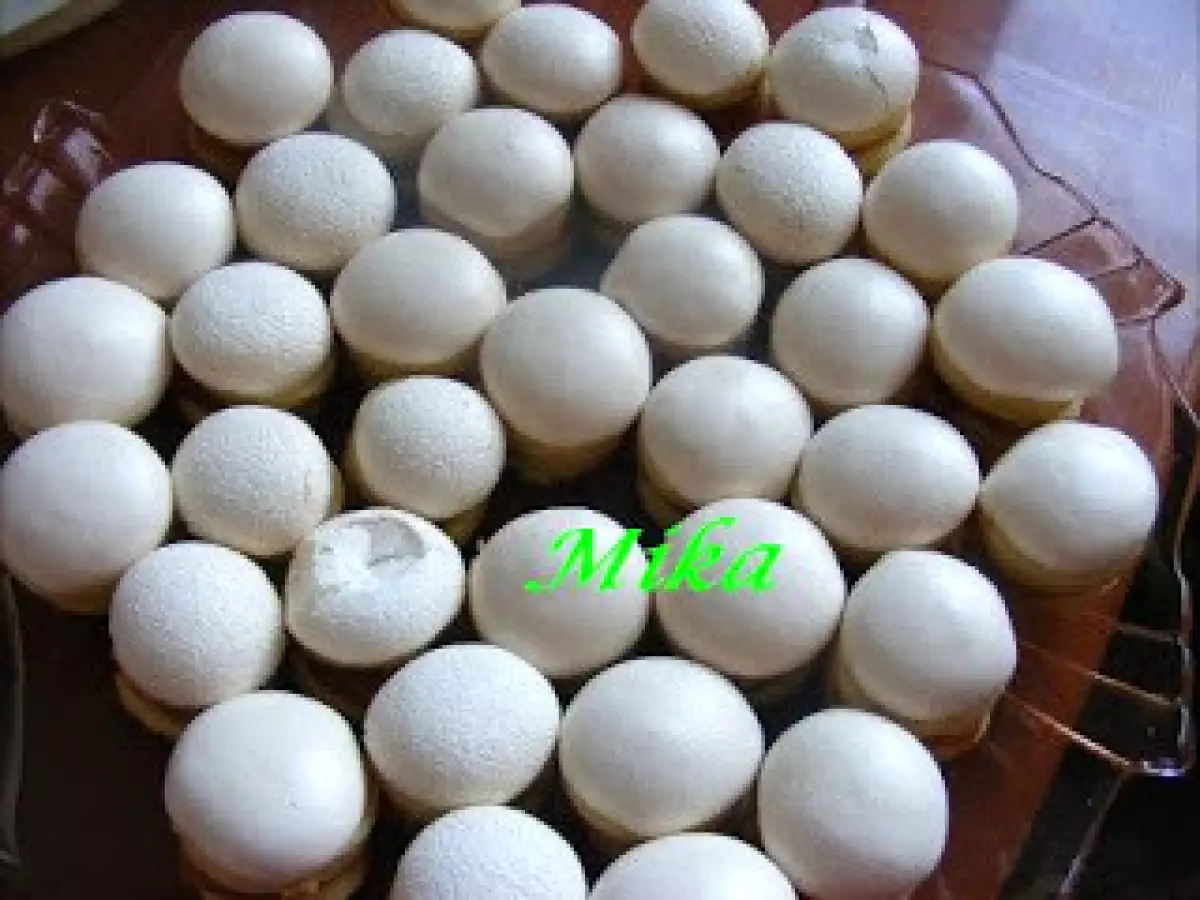 Fursecuri cu caise si bezea - poza 2