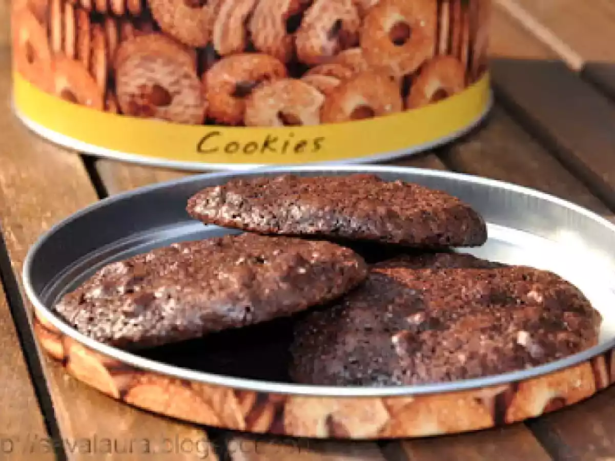 Fursecuri cu ciocolata si nuca - poza 2