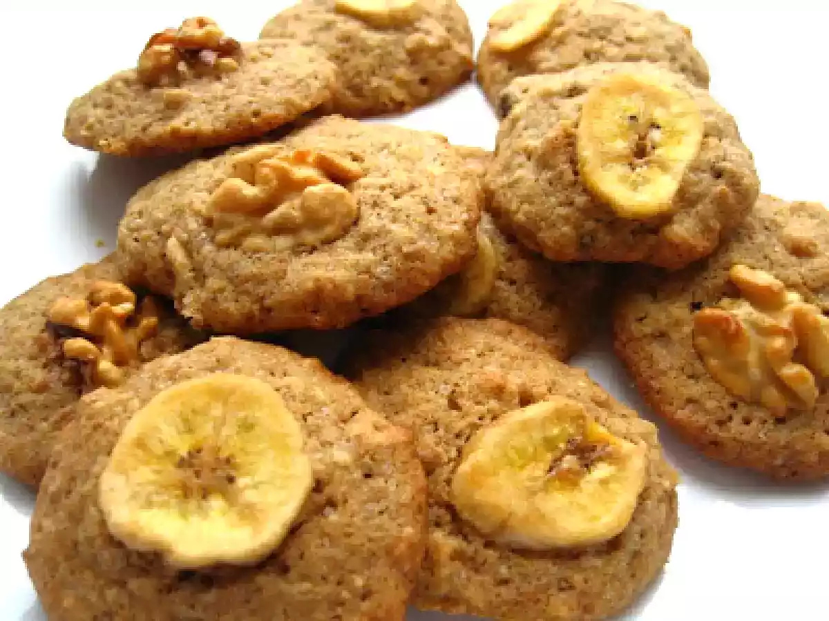 Fursecuri cu nuci, banane si ciocolata - poza 2