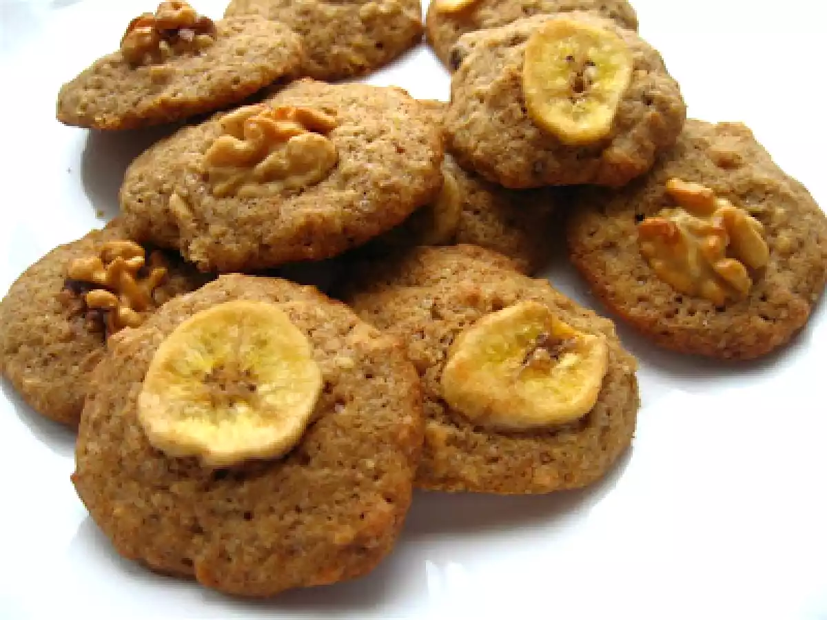 Fursecuri cu nuci, banane si ciocolata - poza 5