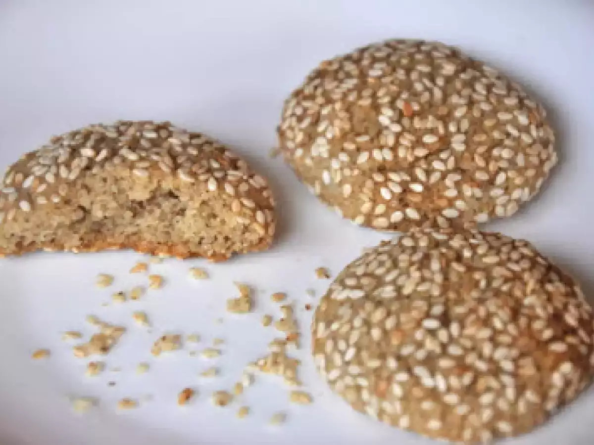 Fursecuri cu susan, de post