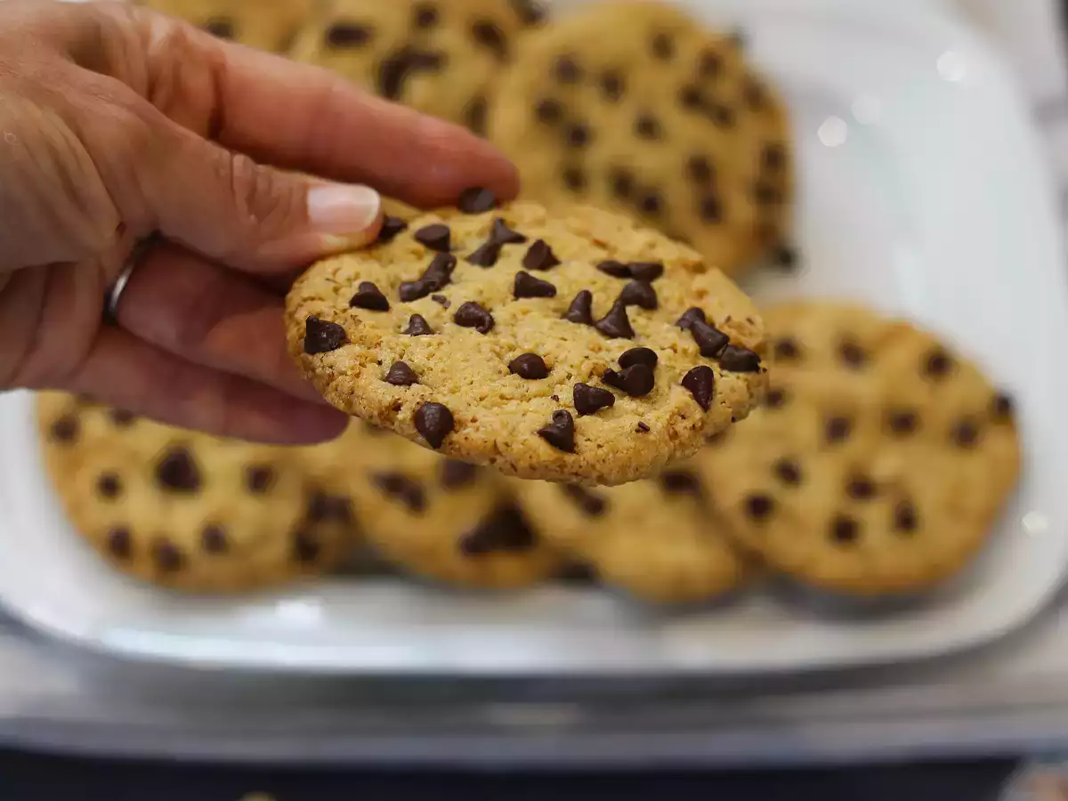 Fursecuri vegane cu migdale și pepite de ciocolată: ușor de făcut și delicioase - poza 3