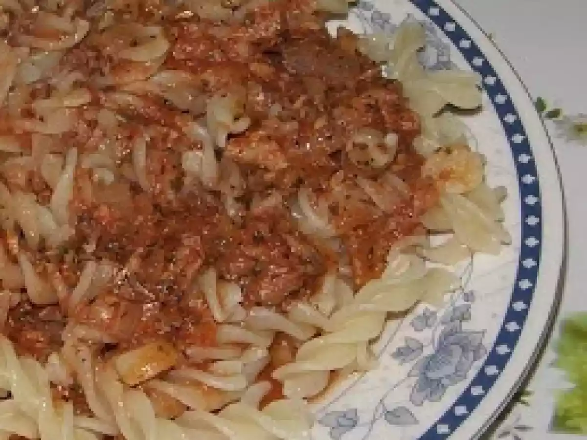 Fusilli cu peste