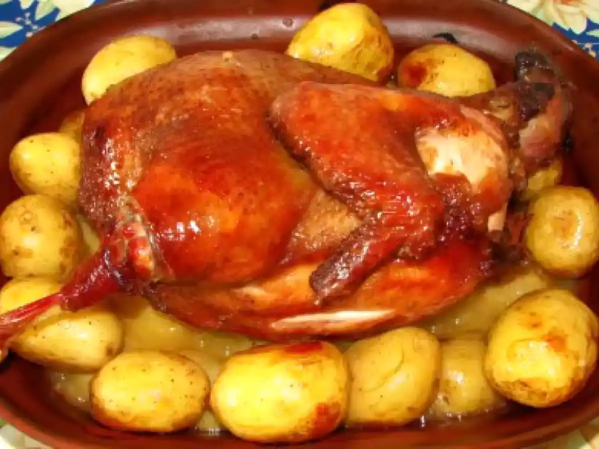 Gaina afumata cu cartofi noi - poza 2