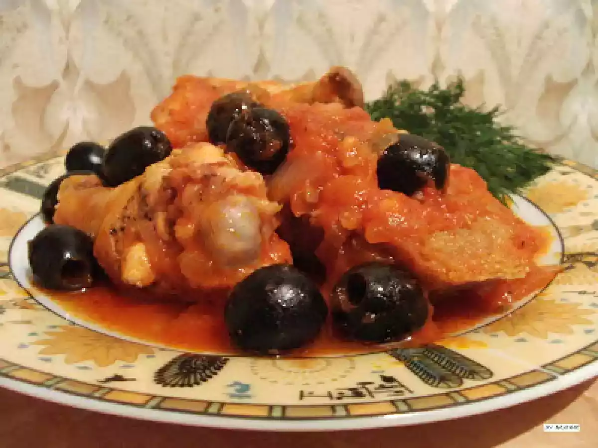 Gaina cu rosii si masline