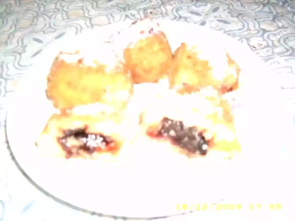 Galuste cu gem de prune