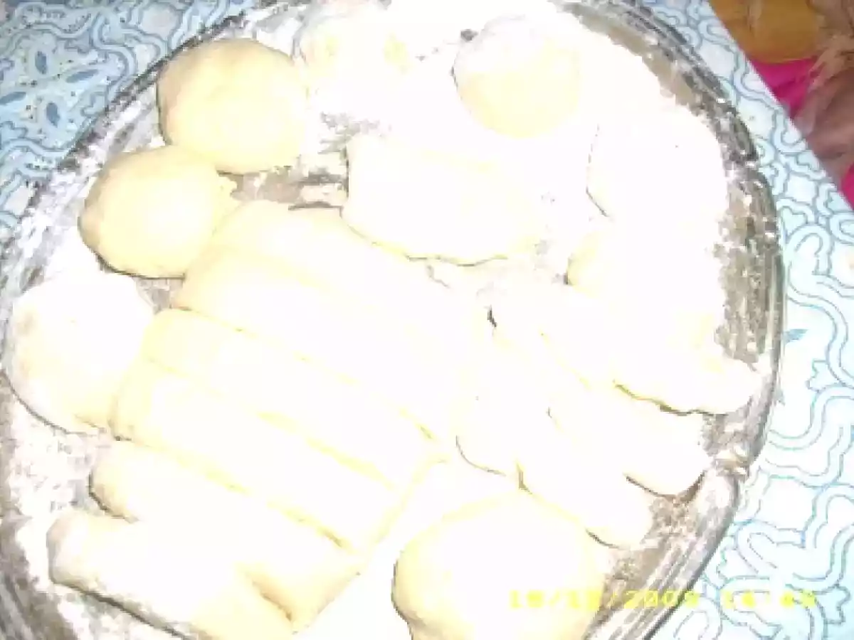 Galuste cu gem de prune - poza 6