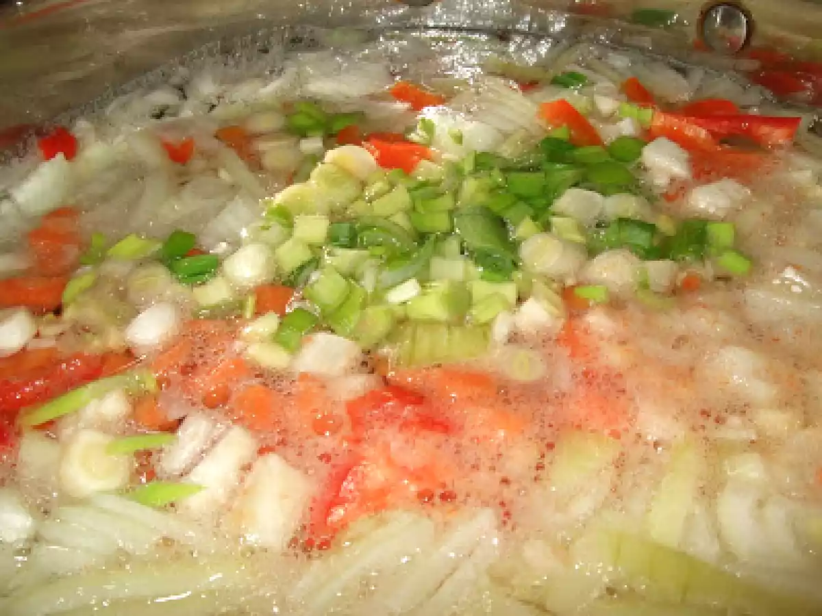 Galuste cu mamaliga si bors de loboda - poza 3