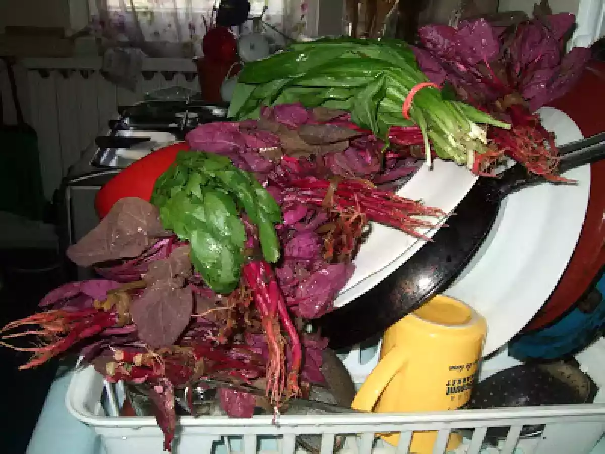 Galuste cu mamaliga si bors de loboda - poza 4