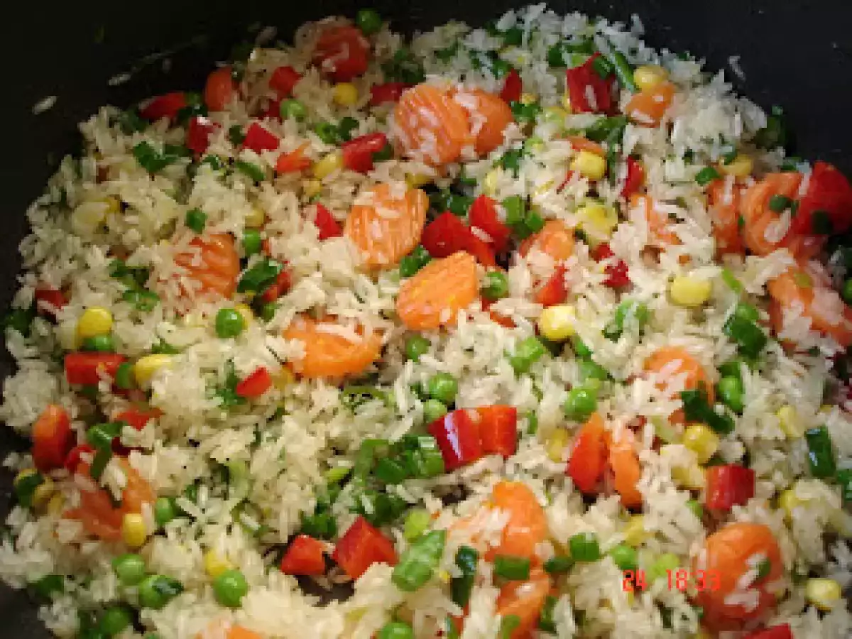 GARNITURA DE OREZ CU LEGUME - poza 2