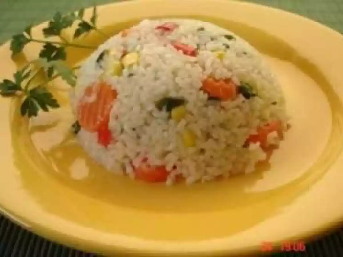 GARNITURA DE OREZ CU LEGUME