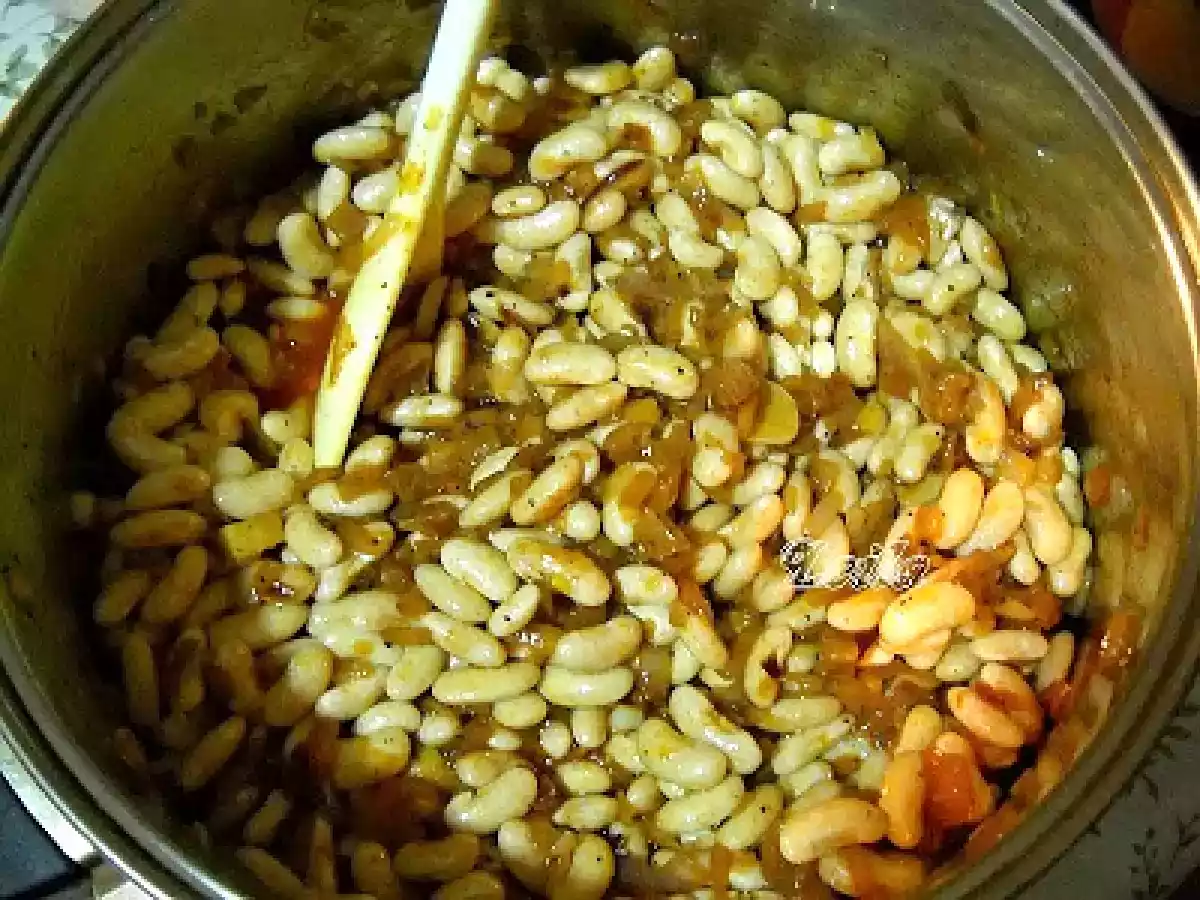 Gasca cu fasole uscata la oala de lut - poza 7